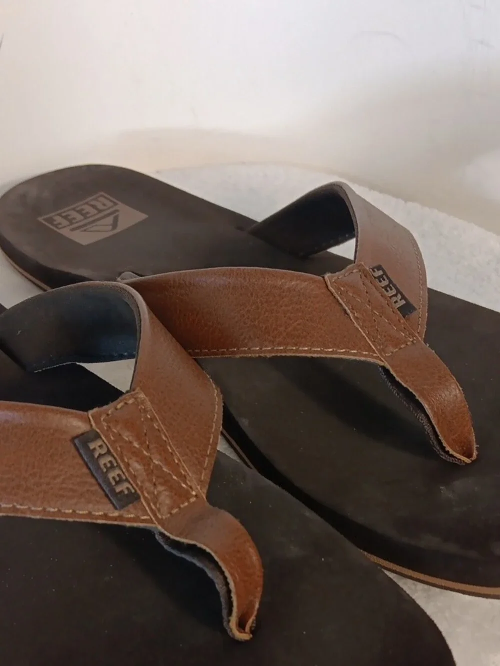 Reef Men's Brown Vegan Leather Flip-Flop Sandals